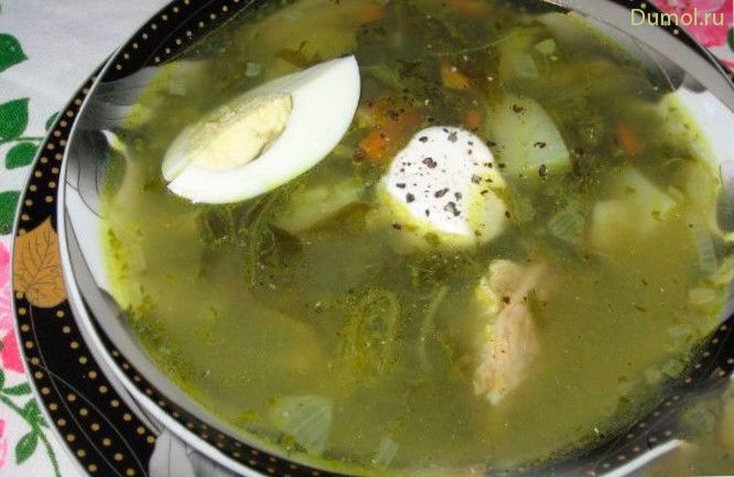 Летний суп со щавелем и шпинатом