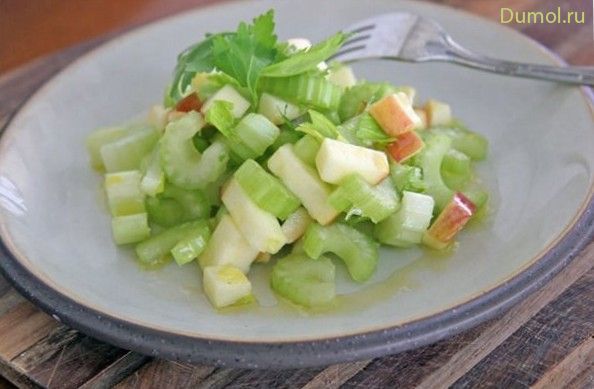 Вегетарианский яблочный салат