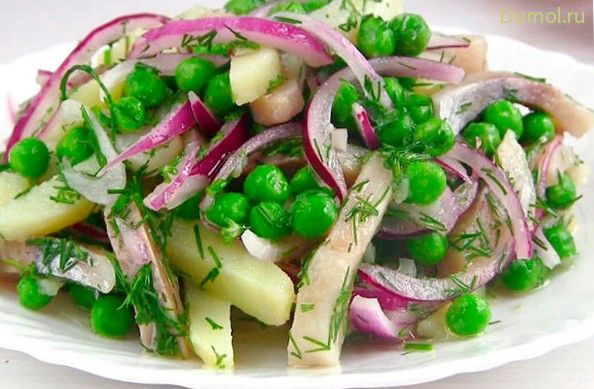Очень простой и вкусный салат с сельдью