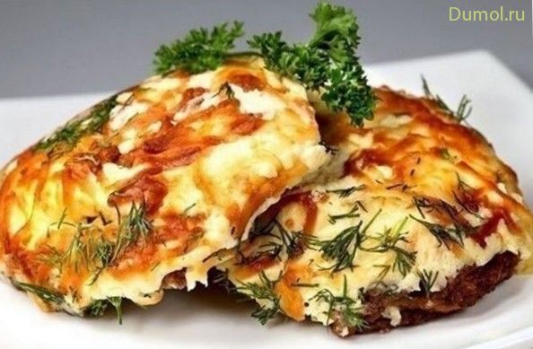 Ароматная свинина под шубой