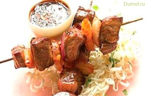 Азиатский шашлык из говядины с ананасом