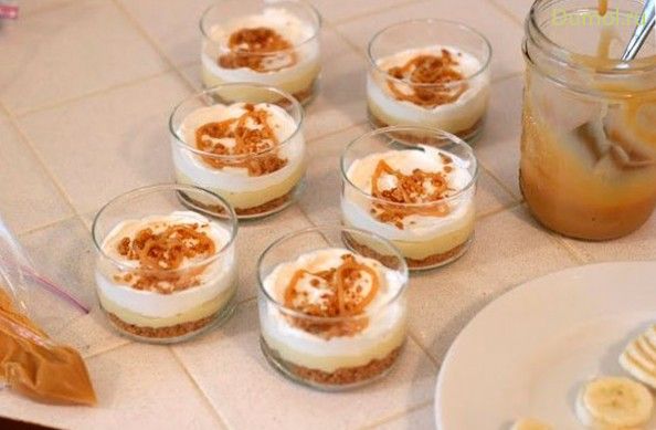 Бананово-карамельный десерт в креманках (бананово-карамельный, десерт, пищевой) Бананово-карамельный десерт в креманках