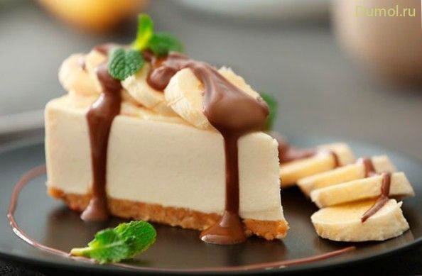 Банановый десерт на базе из печенья