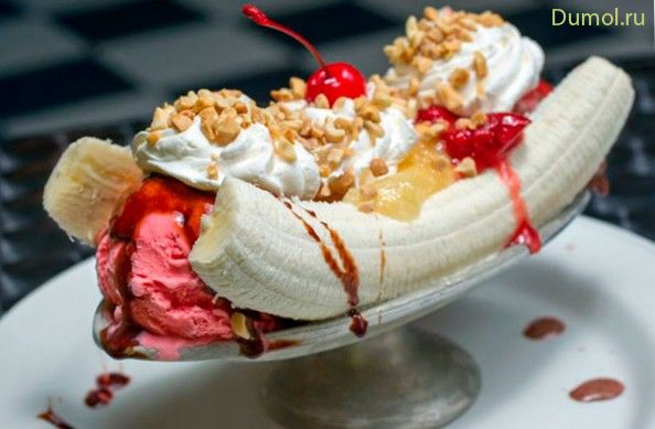 Банановый сплит на десерт (банановый, сплит, вишня) Банановый сплит на десерт