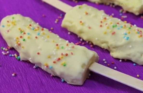 Бананы в белом шоколаде на десерт