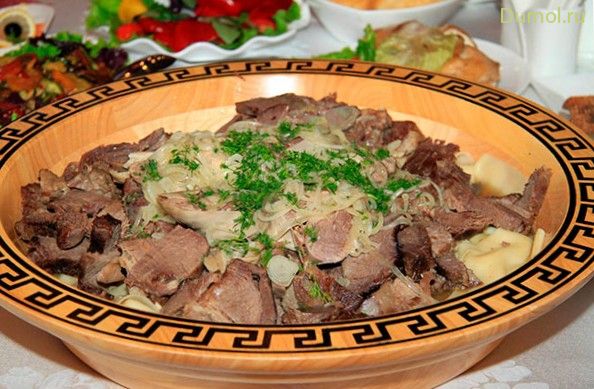 Бешбармак (бешбармак, бульона выложить, жир, лапша) Бешбармак