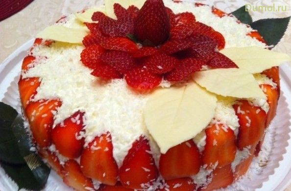 Бисквитный торт с банановым кремом и кокосом (бисквитный, торт, банановым) Бисквитный торт с банановым кремом и кокосом