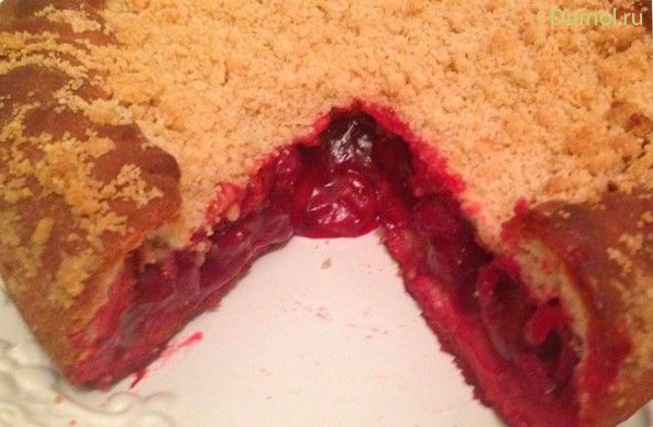 Блинный торт с творожно-вишневым кремом