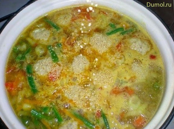 Бульон с медуницей и фрикадельками (бульон, медуницей, жир) Бульон с медуницей и фрикадельками