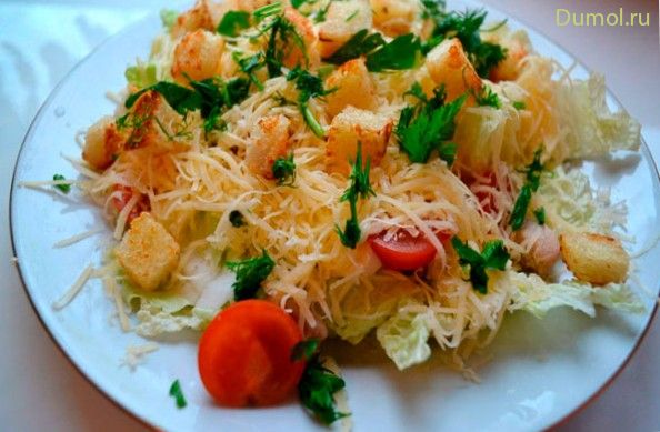 Cалат из пекинской капусты с домашними сухариками