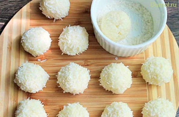 Домашние конфеты «Рафаэлло» на скорую руку (домашние, конфеты, рафаэлло) Домашние конфеты «Рафаэлло» на скорую руку