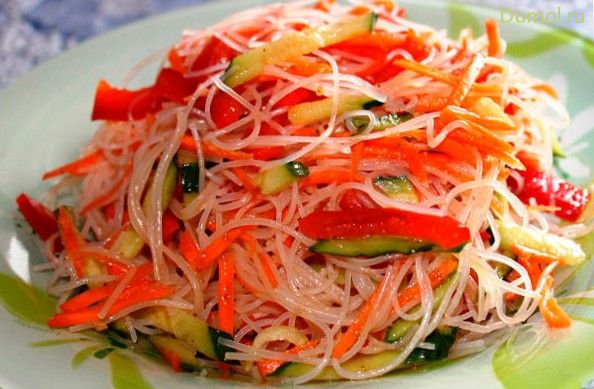 Домашний салат «Фунчоза с овощами»