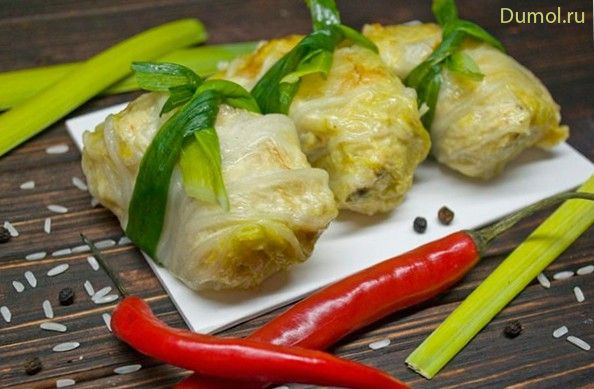 Голубцы на страницах пекинской капусты