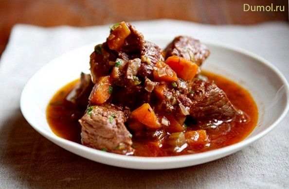 Говядина Бургиньон с беконом