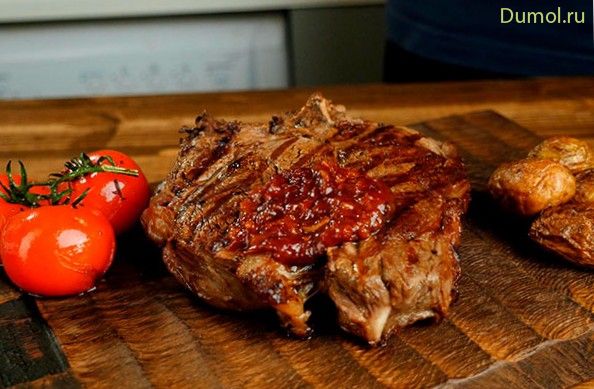 Говяжий стейк с фасолевым пюре и маслинами (говяжий, стейк, фасолевым) Говяжий стейк с фасолевым пюре и маслинами