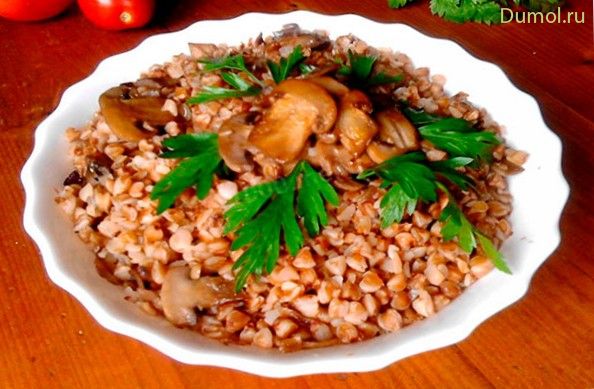 Гречневая каша с грибами и мясом в мультиварке