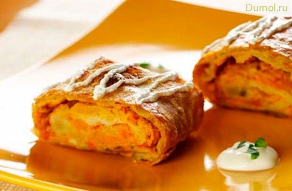 Имбирно-абрикосовый пирог с глазурью и орехами