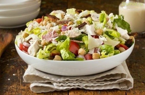 Итальянский шопский салат с курицей (итальянский, шопский, бекон) Итальянский шопский салат с курицей