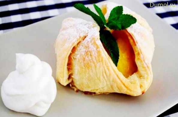 Яблоки, запеченные в творожном тесте