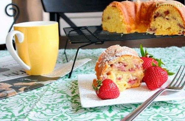 Кекс клубничный на йогурте