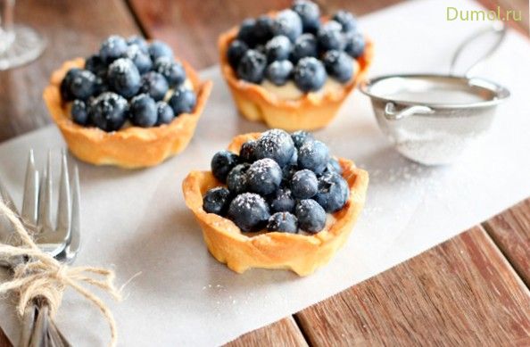 Лимонные корзинки с черникой и джемом