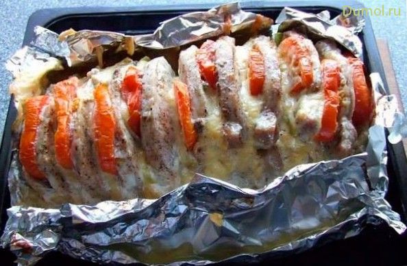 Мясо «Гармошка» с помидорами в духовке (мясо, гармошка, помидорами, свинина, маринад) Мясо «Гармошка» с помидорами в духовке