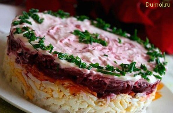 Морковно-свекольный салат «Шикака» с сыром и изюмом