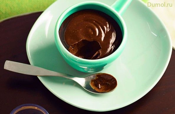 Мусс из горького шоколада с ликером