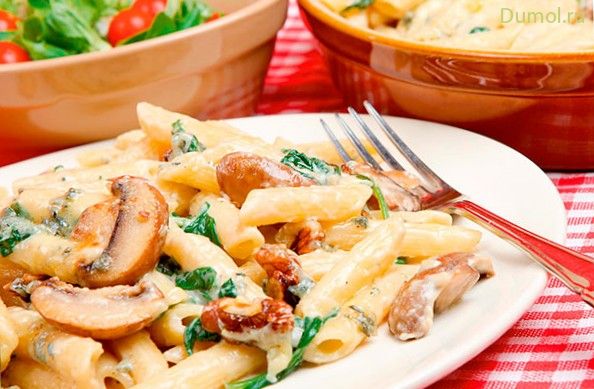 Неаполитанский салат из макарон и сыра (неаполитанский, салат) Неаполитанский салат из макарон и сыра