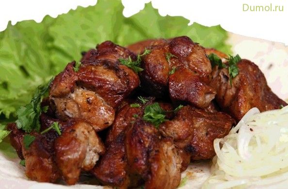 Нежный свиной шашлык в мультиварке (нежный, свиной, шашлык, свинина, маринад, киви) Нежный свиной шашлык в мультиварке