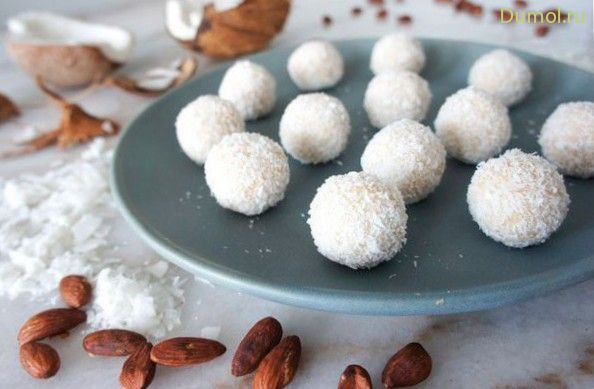 Нужные творожные конфеты с медом и миндалем