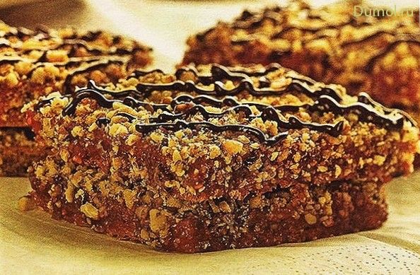 Ореховые пирожные с малиновым вареньем (ореховые, пирожные) Ореховые пирожные с малиновым вареньем