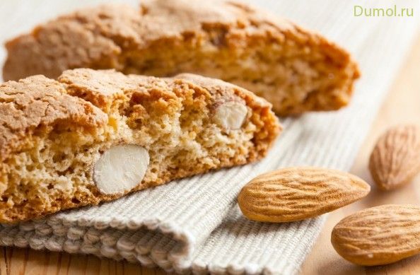 Печенье миндальное с корицей, кардамоном и ягодным джемом (печенье, миндальное) Печенье миндальное с корицей, кардамоном и ягодным джемом