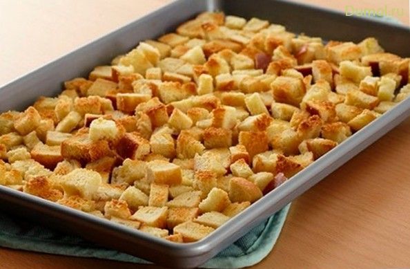 Пикантные сухарики с базиликом