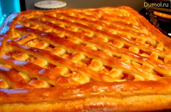 Пирожки с вишней из сдобного теста