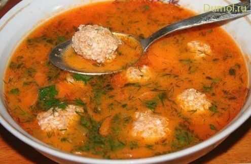 Рассольник с рисом и куриными фрикадельками