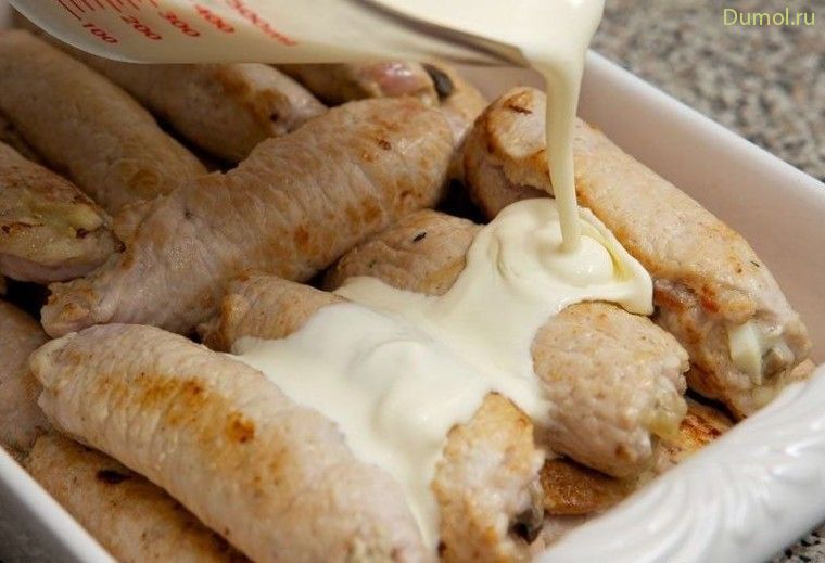 Рулеты из свинины с грибами и сыром моцарелла