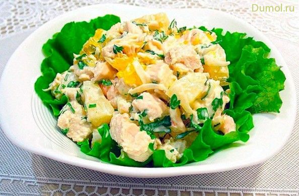 Салат «Ананас» с копченым окороком