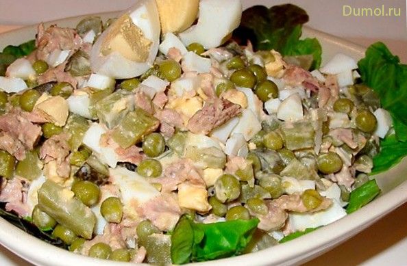 Салат «Азов» с тунцом и горошком (салат, азов, тунцом) Салат «Азов» с тунцом и горошком