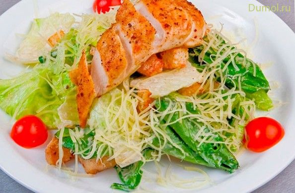 Салат «Цезарь» с курицей