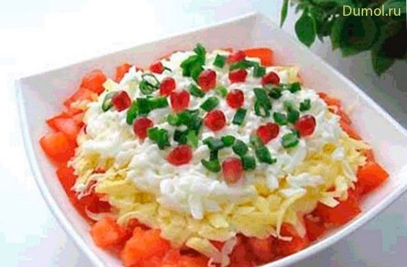 Салат из форели, сыра и яиц