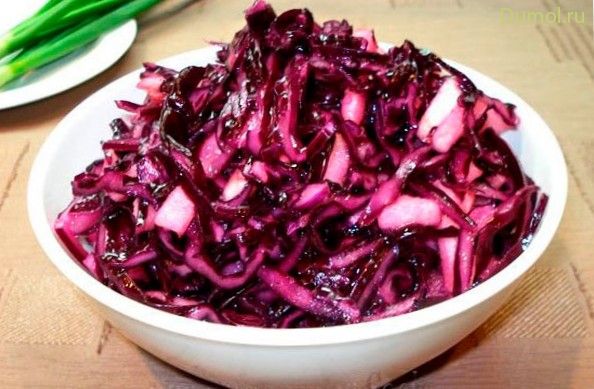 Салат из краснокочанной капусты в уксусе по-румынски