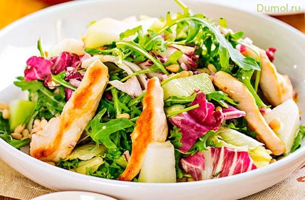 Салат из курицы с дыней