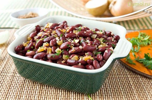 Салат Лобио из фасоли с орехами