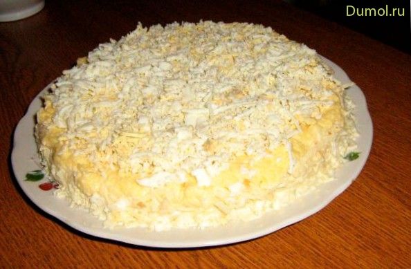 Салат «Неженка» с курицей и сыром