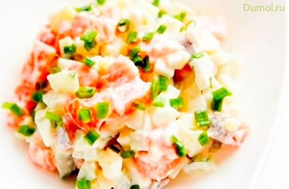 Салат с картофелем и слабосоленой семгой