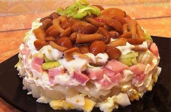 Салат с ветчиной, картофелем и опятами (салат, ветчиной) Салат с ветчиной, картофелем и опятами