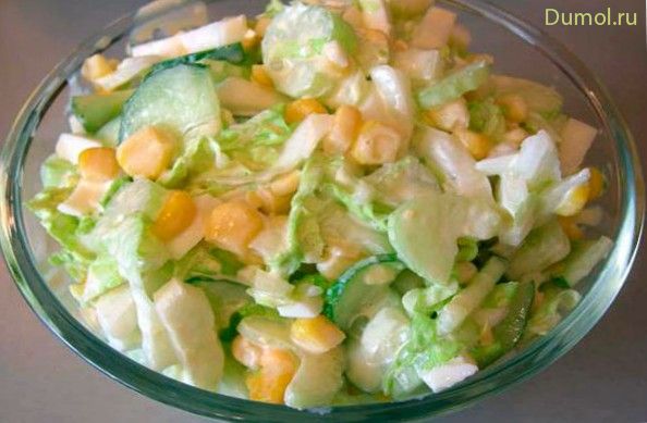 Салат слоеный из сельдерея, кукурузы и других овощей (салат, слоеный, сельдерея) Салат слоеный из сельдерея, кукурузы и других овощей