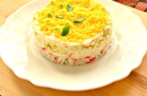 Салат слоеный с яблоками