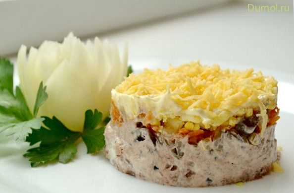 Салат «Соблазн» с сыром